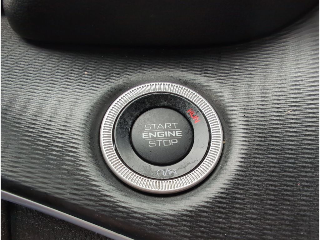 2023 Jeep Grand Cherokee Laredo photo 18