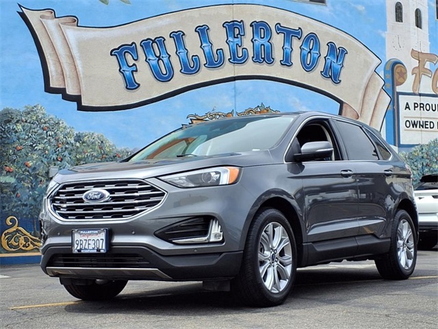 2022 Ford Edge Titanium