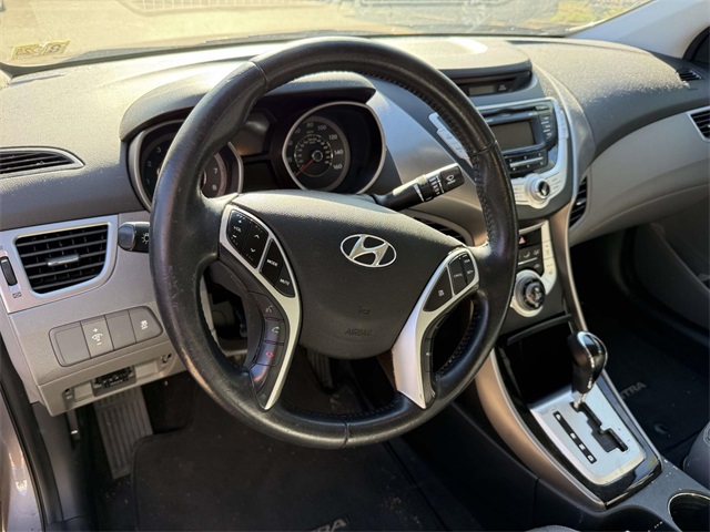 2011 Hyundai Elantra Limited photo 11