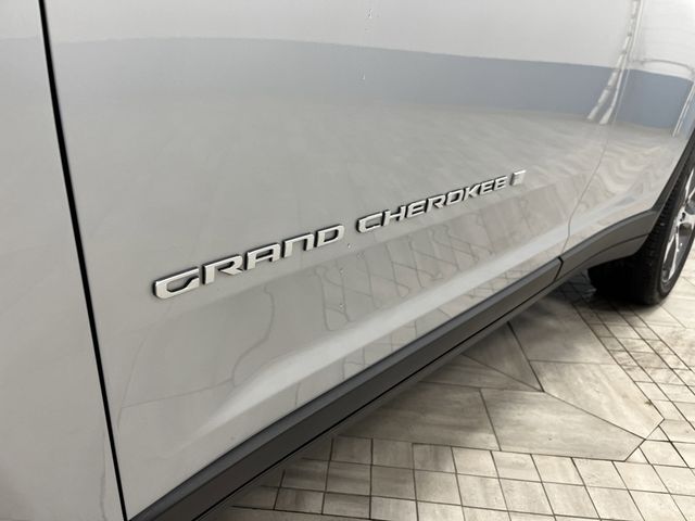 2024 Jeep Grand Cherokee Limited photo 31