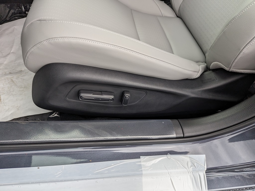 2026 Honda Civic Hatchback Hybrid Sport Touring photo 2