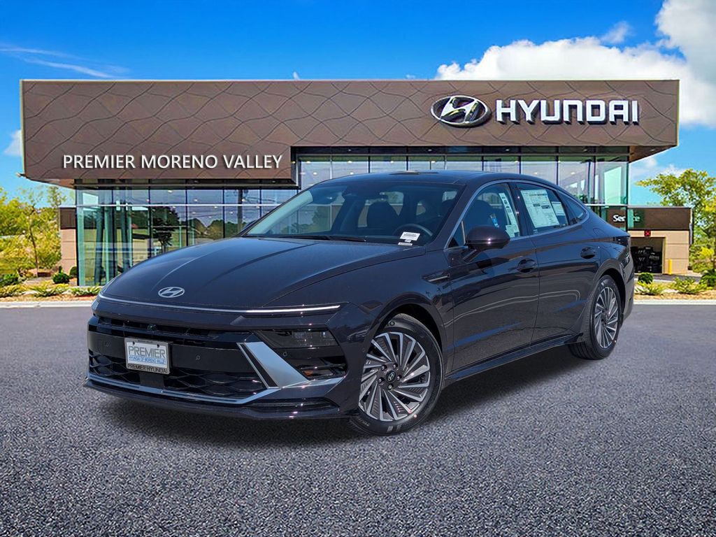 2025 Hyundai Sonata Hybrid Limited's photo