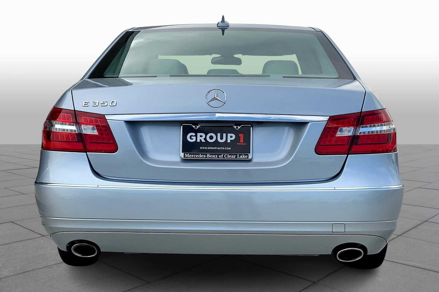 2013 Mercedes Benz E 350 photo 4