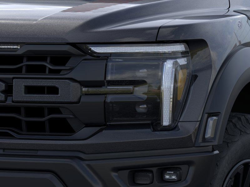 2025 Ford F-150 Raptor photo 18