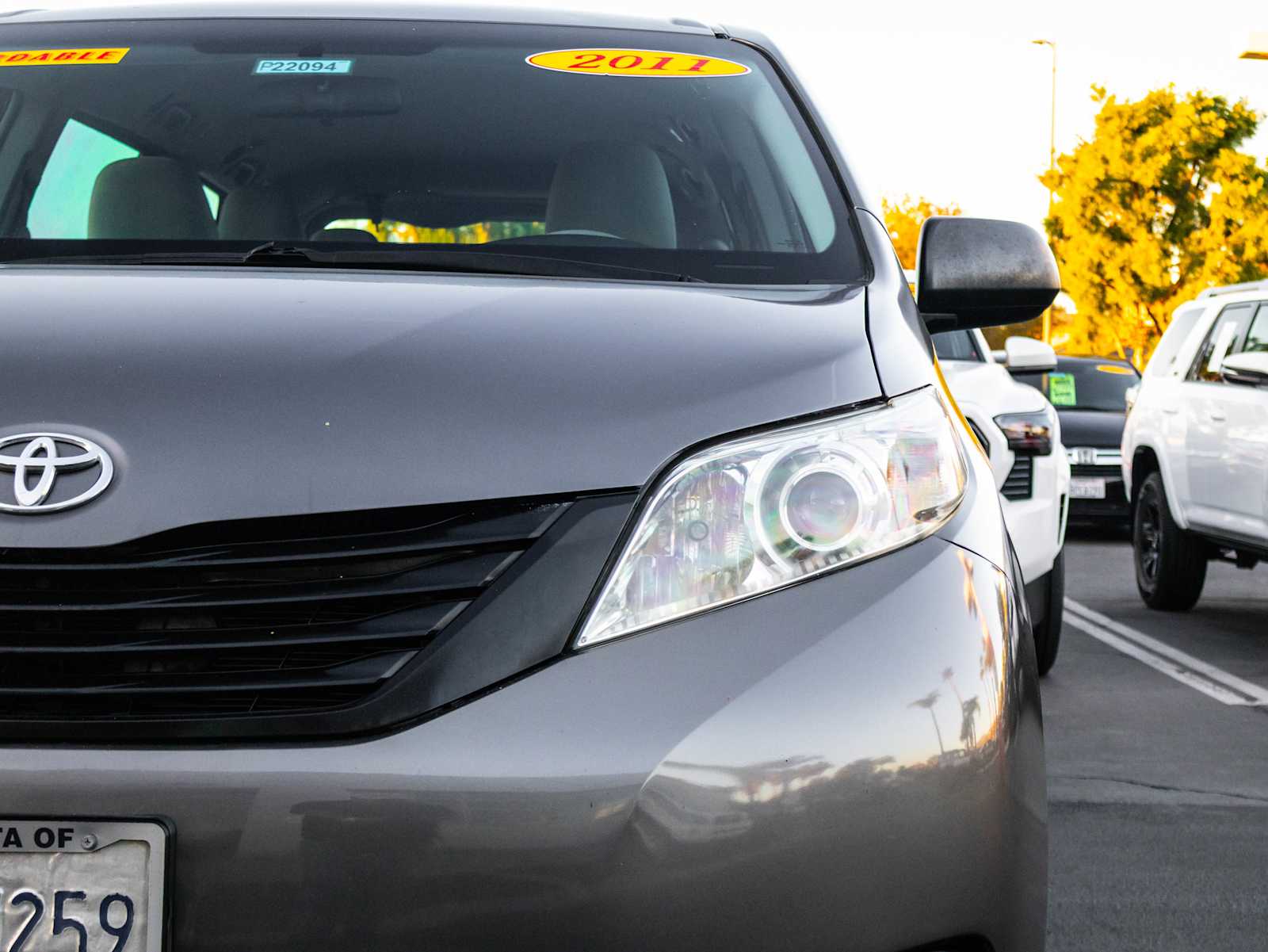 2011 Toyota Sienna photo 4