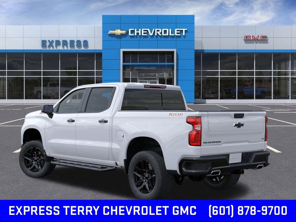 2026 Chevrolet Silverado 1500 LT Trail Boss photo 2