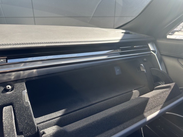 2025 Land Rover Range Rover SE photo 40