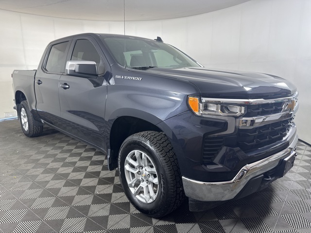 2022 Chevrolet Silverado 1500 LT's photo