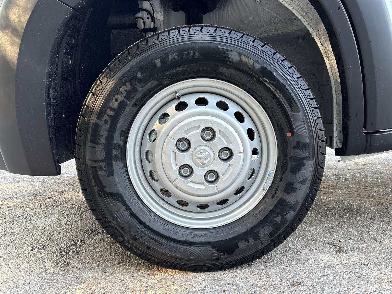 2026 Ram ProMaster 2500 photo 9
