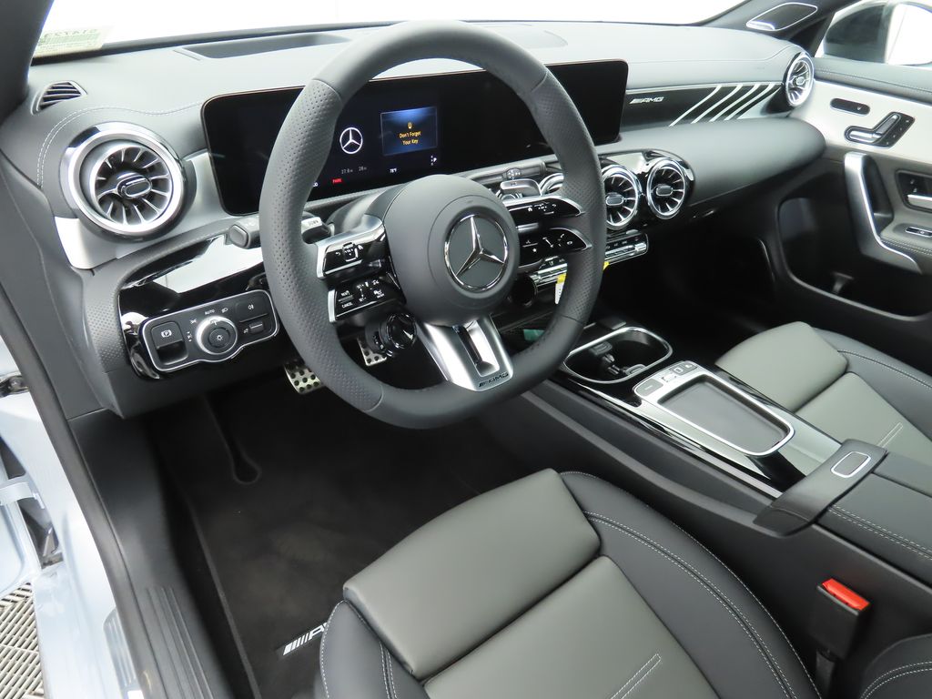 2026 Mercedes Benz CLA 35 AMG 4MATIC photo 9