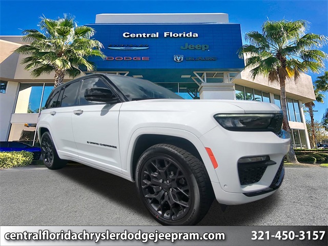 2025 Jeep Grand Cherokee Summit Reserve's photo