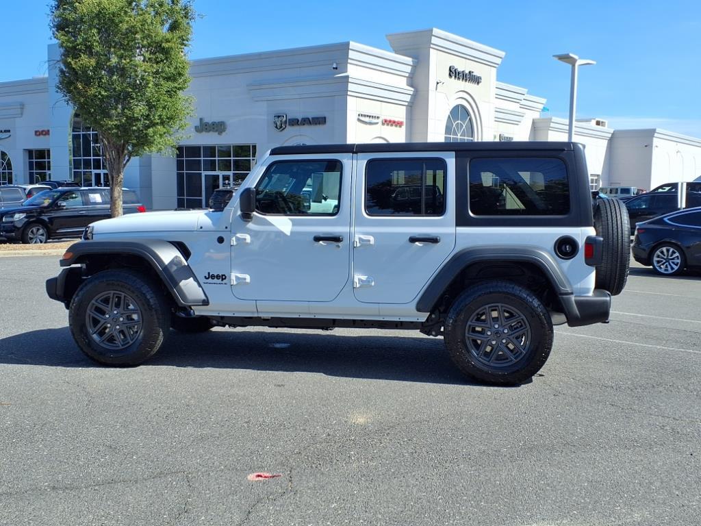 2025 Jeep Wrangler Sport S photo 16