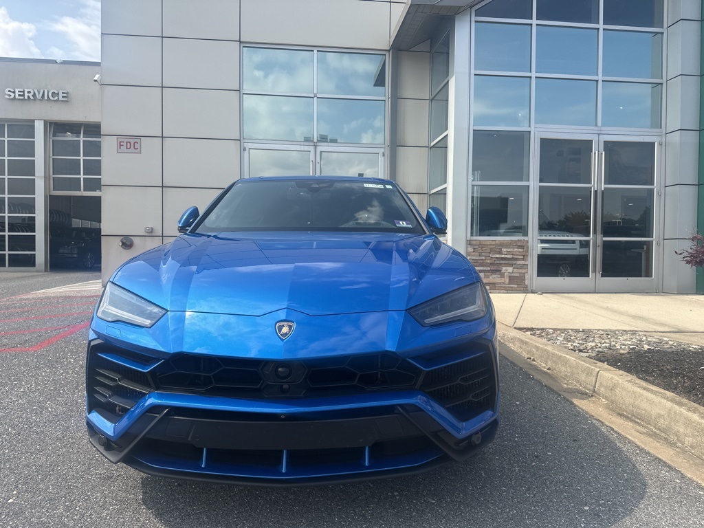 2019 Lamborghini Urus Base photo 21