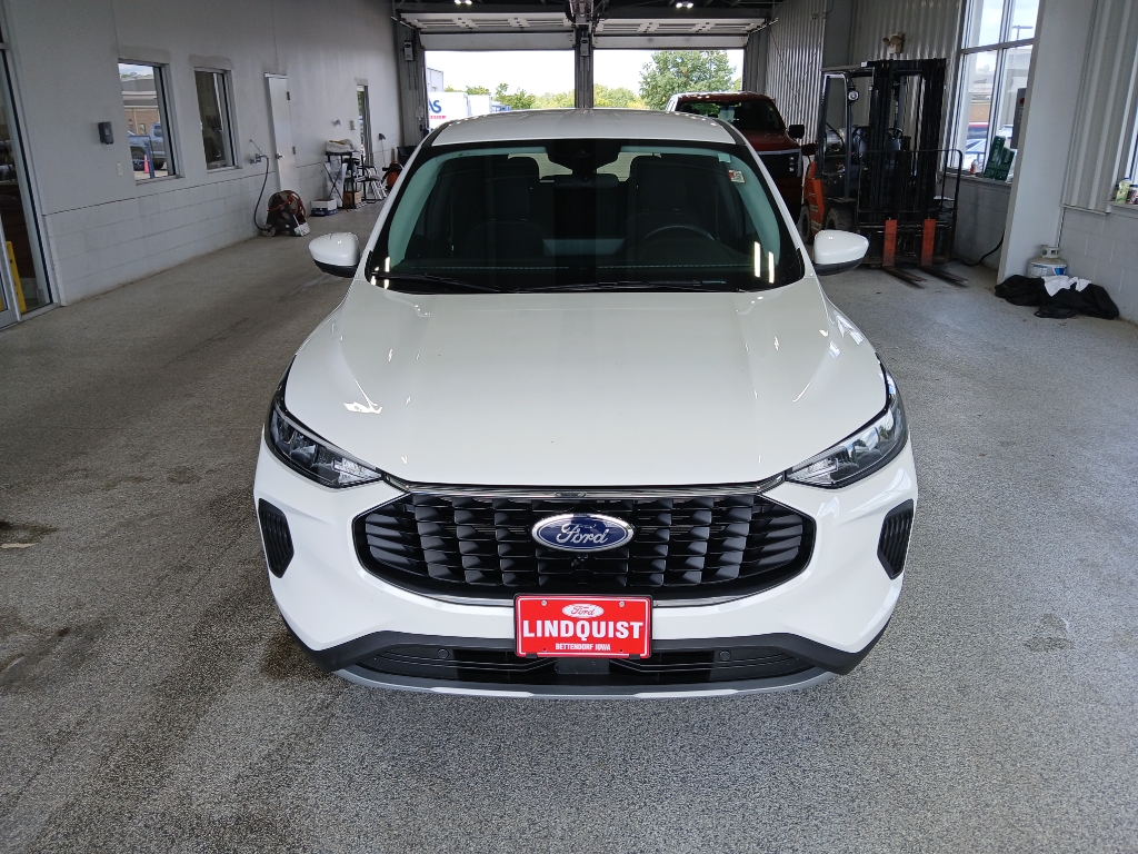 2023 Ford Escape Active photo 3