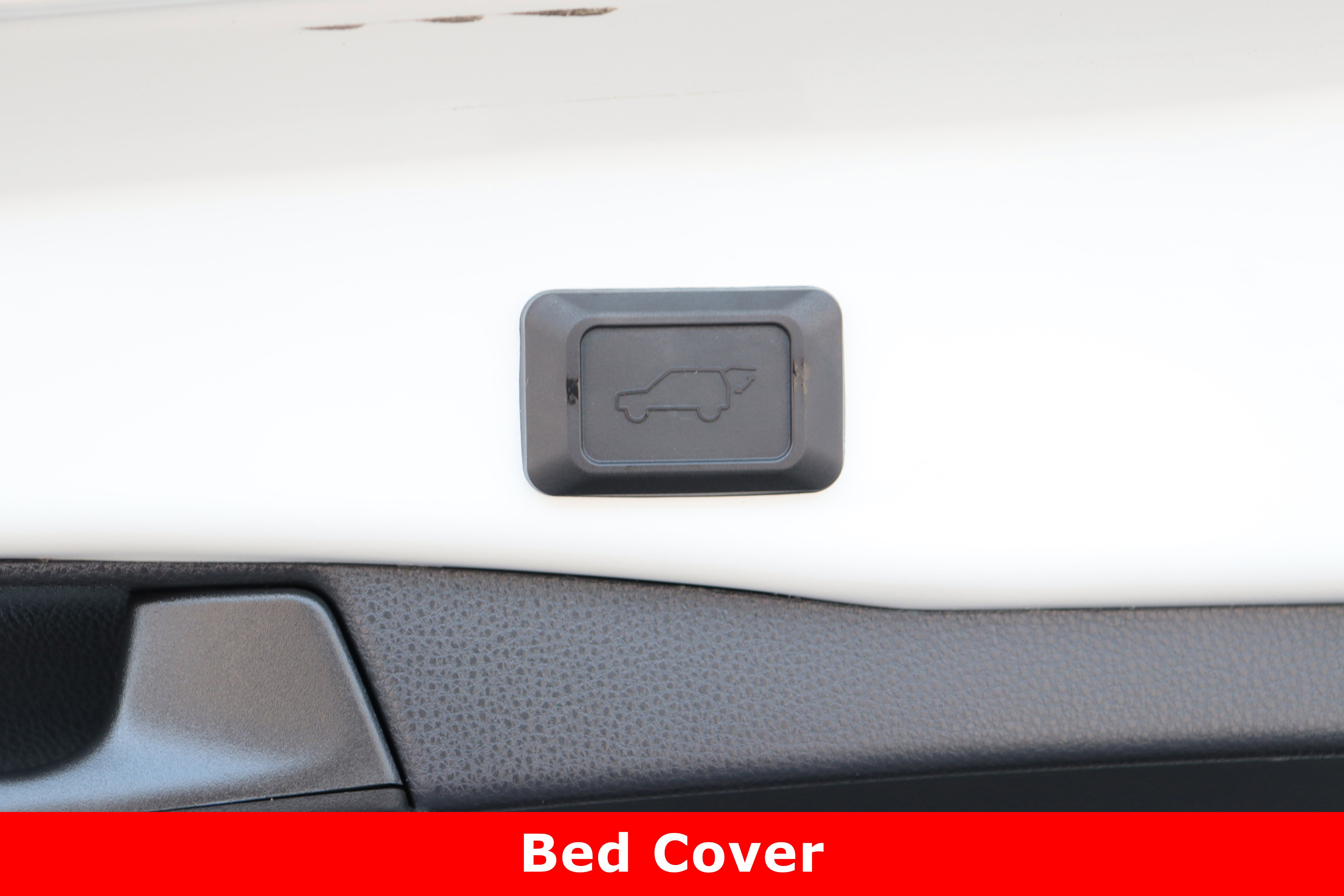 2022 Toyota RAV4 XLE Premium photo 9