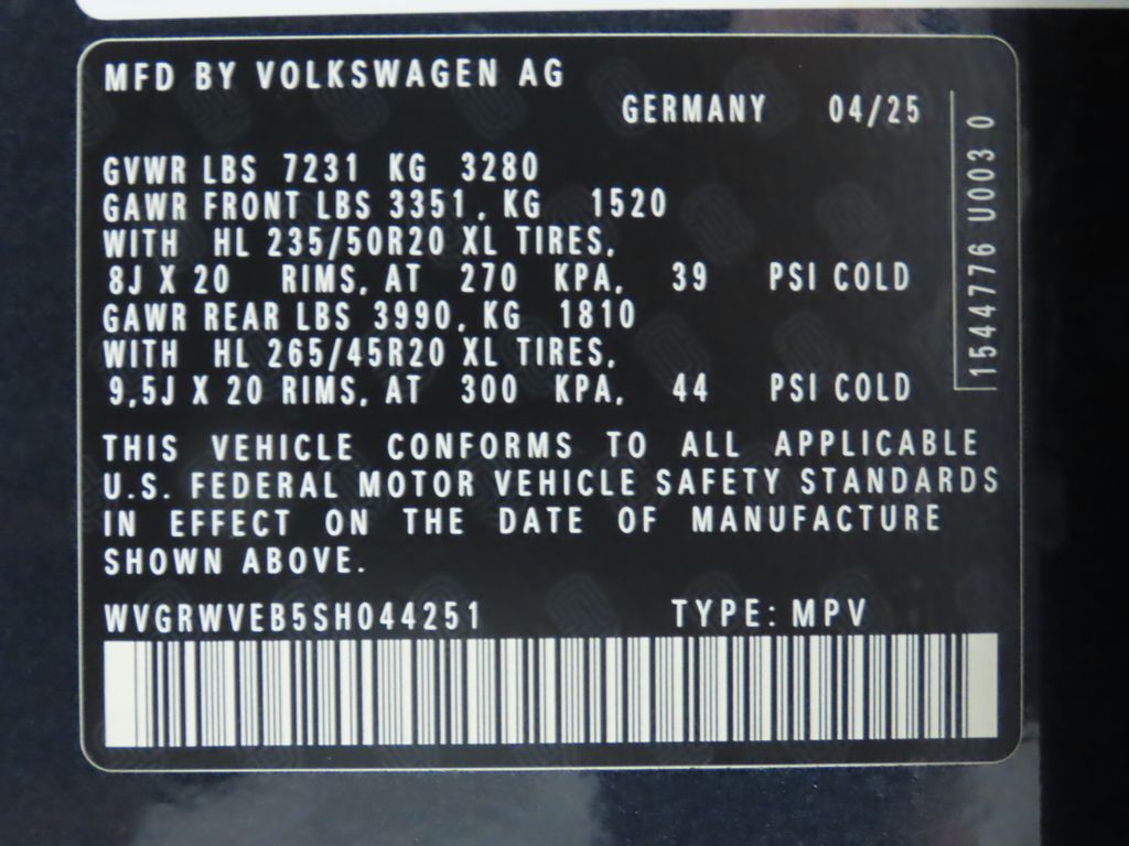 2025 Volkswagen ID. Buzz Pro Plus photo 32