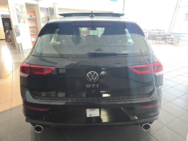 2024 Volkswagen Golf GTI 380 SE photo 6