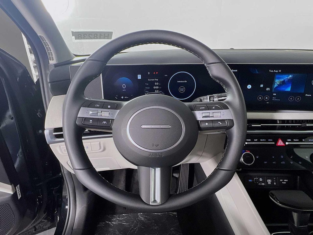 2025 Hyundai Tucson SEL Convenience photo 4
