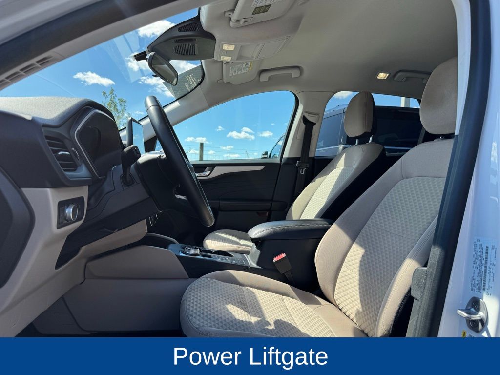 2021 Ford Escape SE photo 11