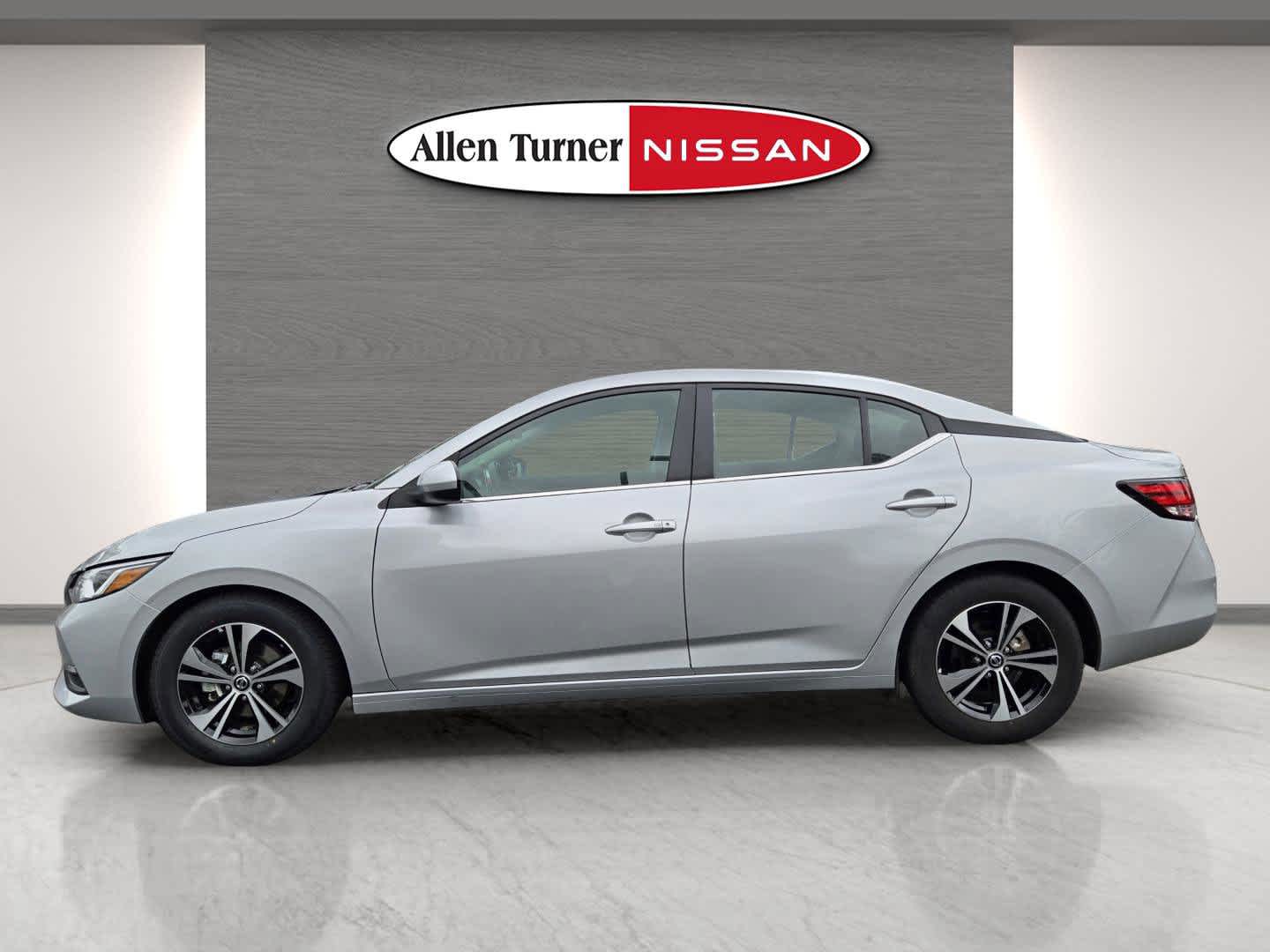 2023 Nissan Sentra SV photo 4