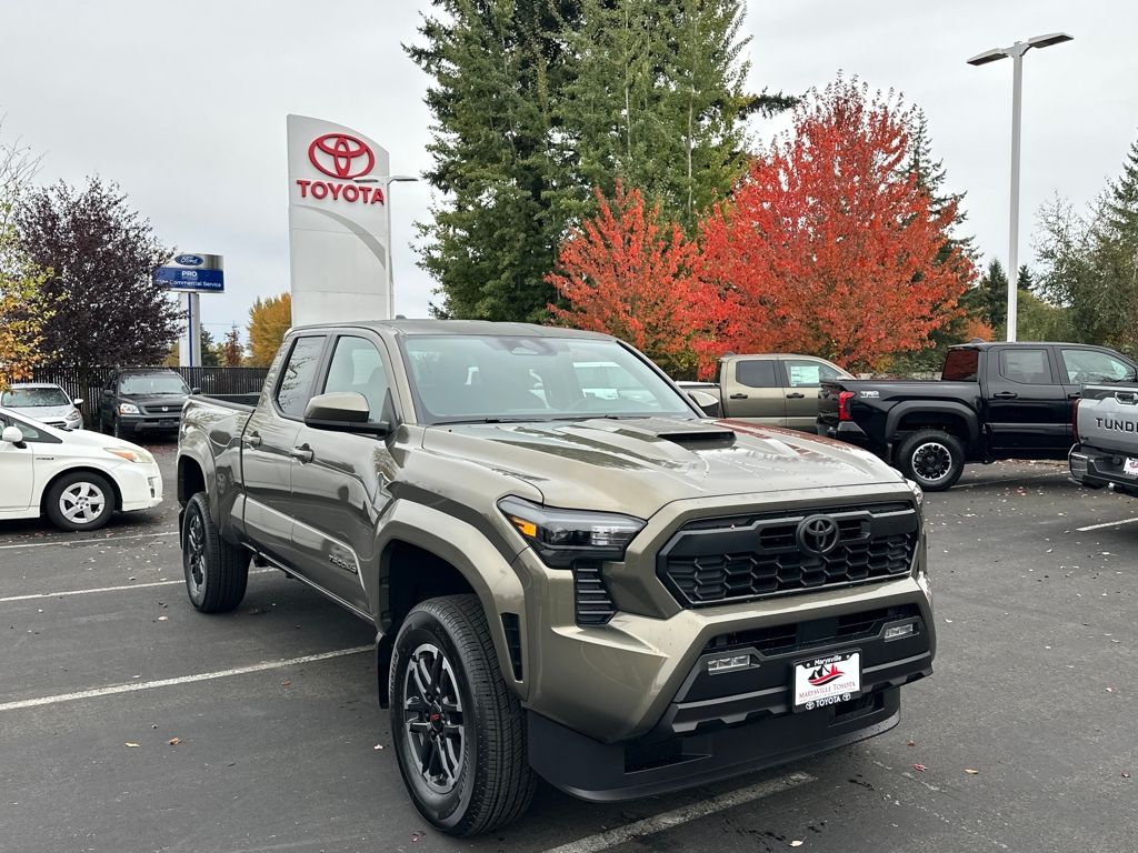 2025 Toyota Tacoma TRD Sport's photo