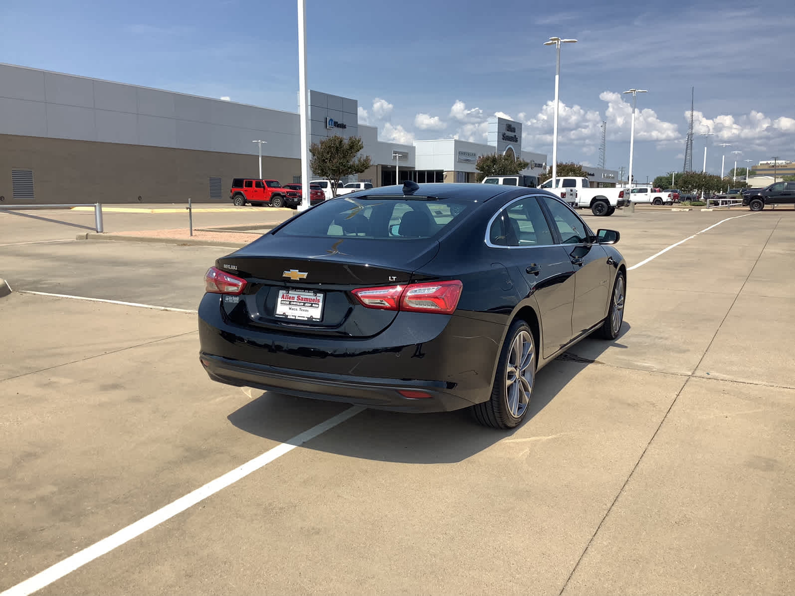 2024 Chevrolet Malibu Premier 2LT photo 4