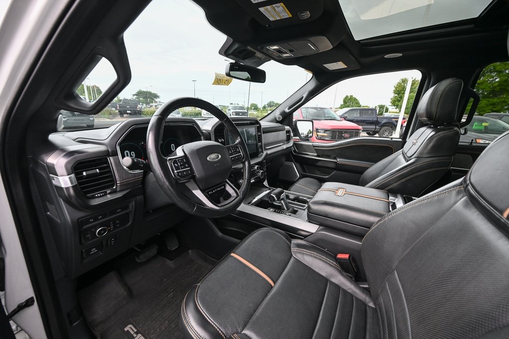 2021 Ford F-150 Platinum photo 16