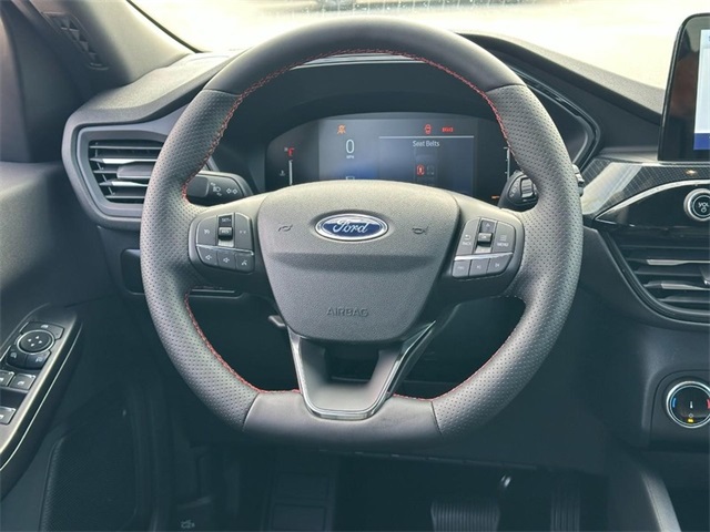 2025 Ford Escape ST-Line photo 6