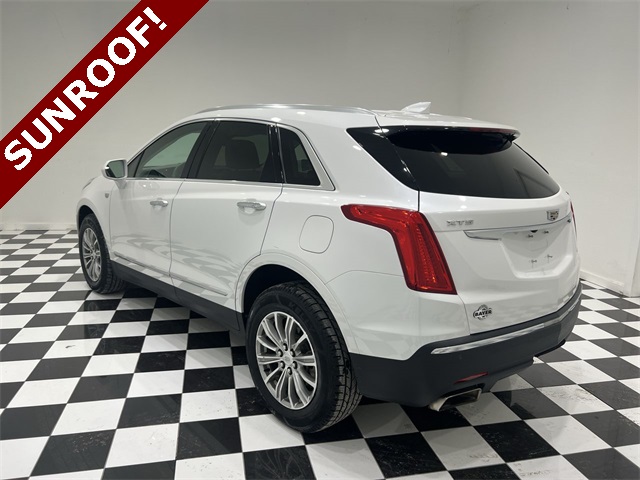 2017 Cadillac XT5 Luxury photo 3