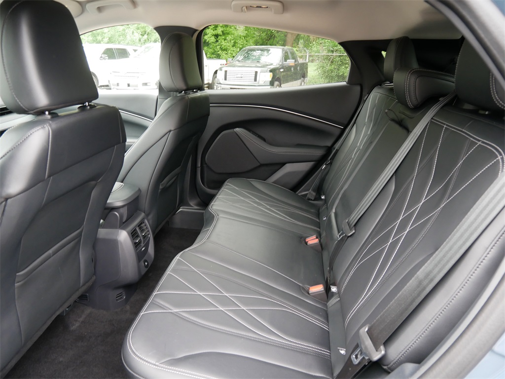 2024 Ford Mustang Mach-E Select photo 11