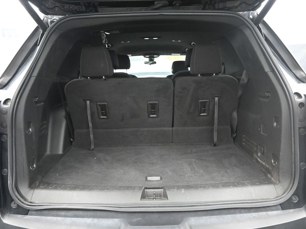 2022 Chevrolet Traverse Cloth photo 8