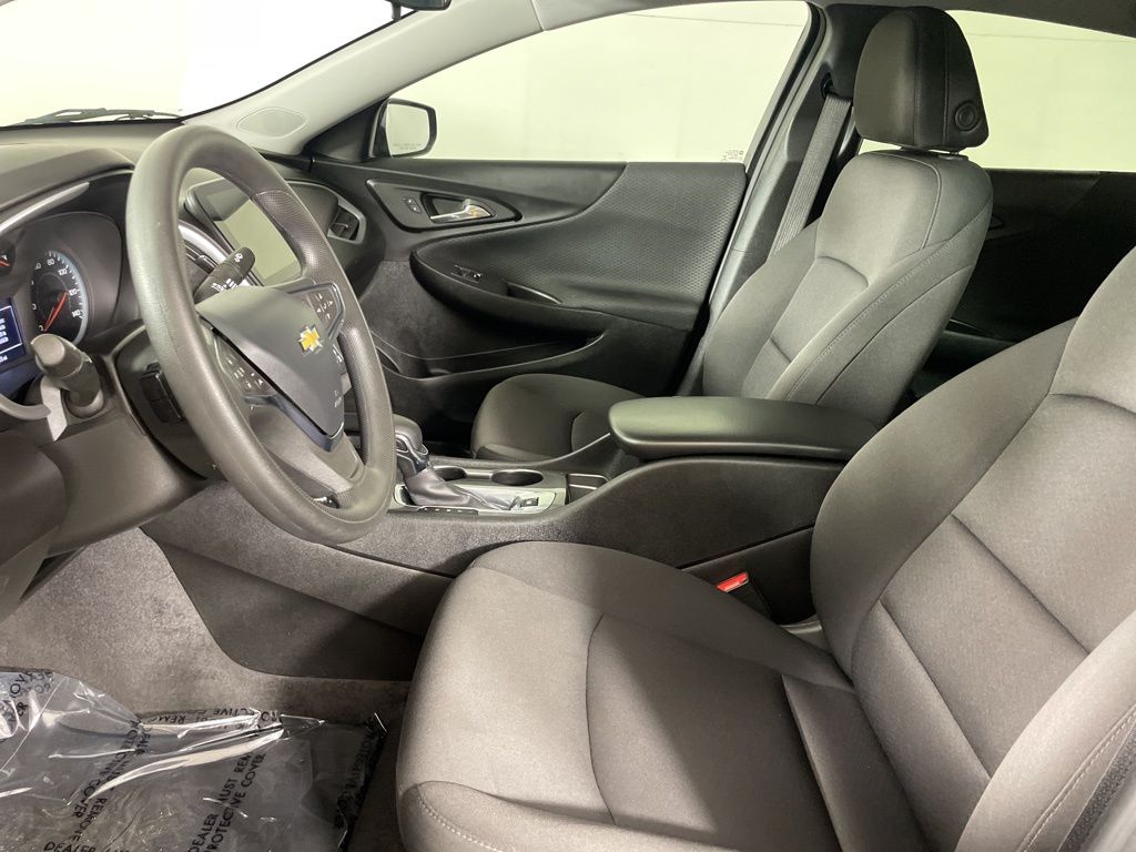 2023 Chevrolet Malibu LS photo 20