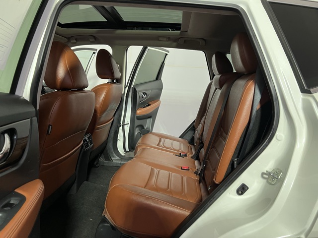 2019 Nissan Rogue SL photo 20