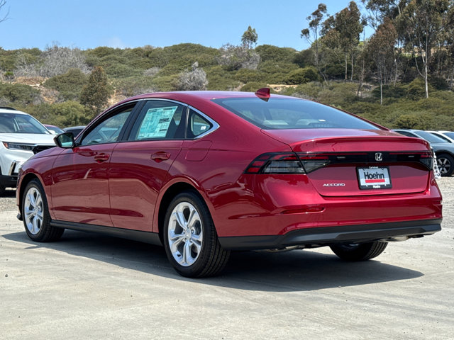 2025 Honda Accord LX photo 6