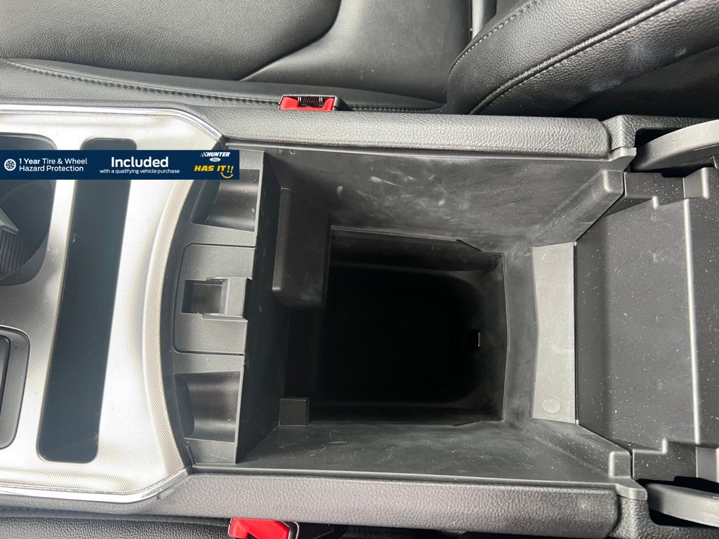 2022 Ford Edge Titanium photo 10
