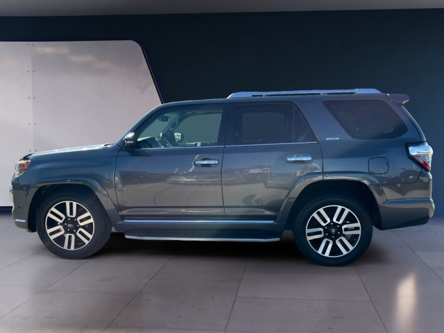 2016 Toyota 4Runner Limited photo 2