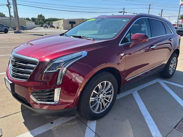 2017 Cadillac XT5 Luxury photo 3