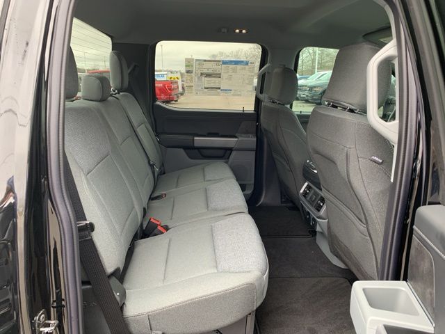 2025 Ford F-150 XLT photo 24