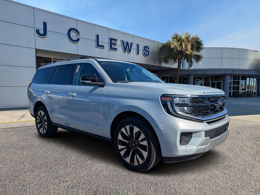 2025 Ford Expedition Platinum's photo