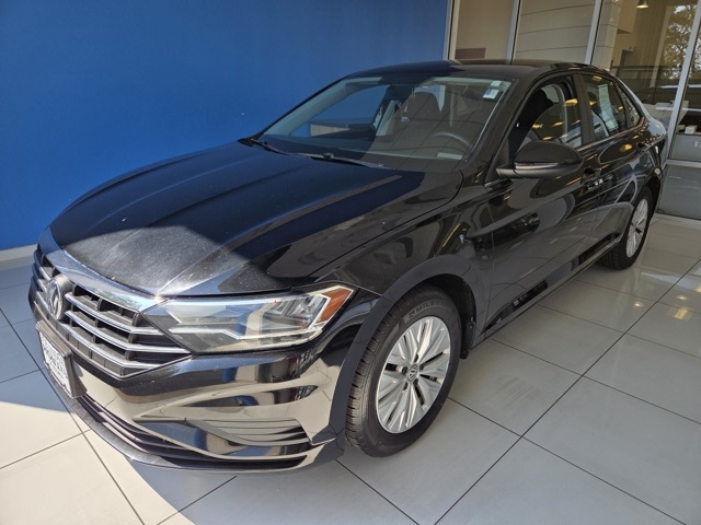 2019 Volkswagen Jetta S's photo