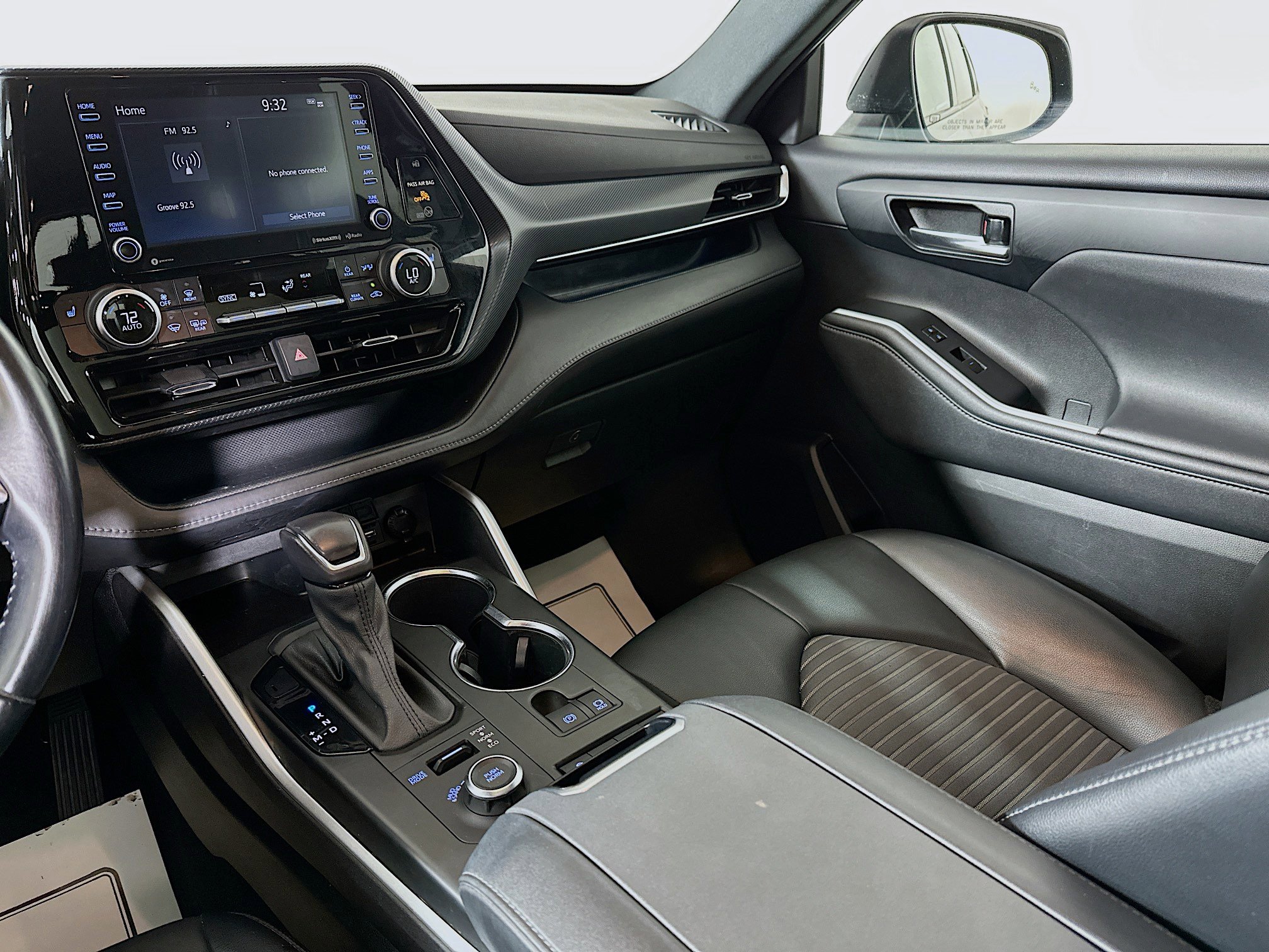 2021 Toyota Highlander XSE photo 18