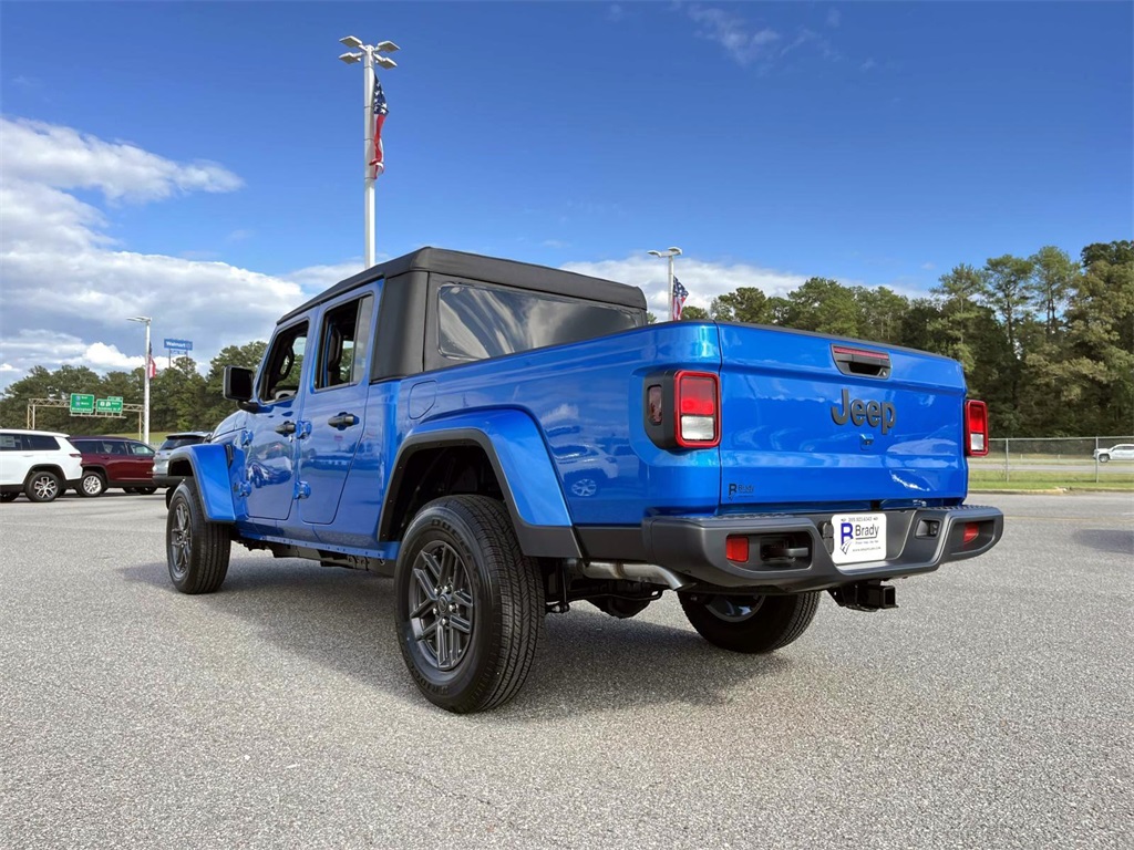 2025 Jeep Gladiator Sport S photo 3