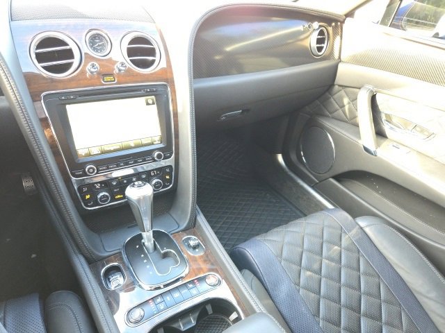 2017 Bentley Flying Spur W12 S photo 10