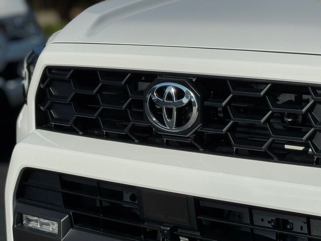 2025 Toyota 4Runner TRD Off-Road photo 6