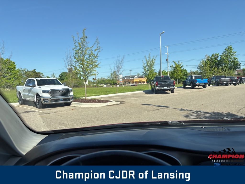2018 Chrysler Pacifica Touring Plus photo 19