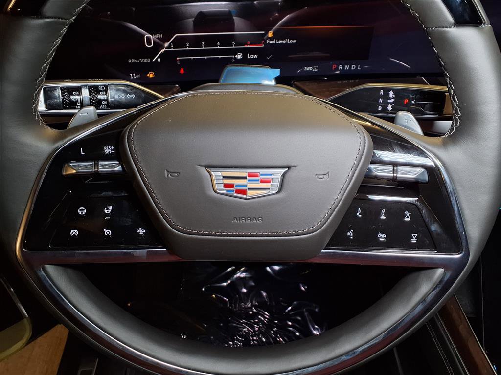 2025 Cadillac Escalade ESV Premium Luxury Platinum photo 17