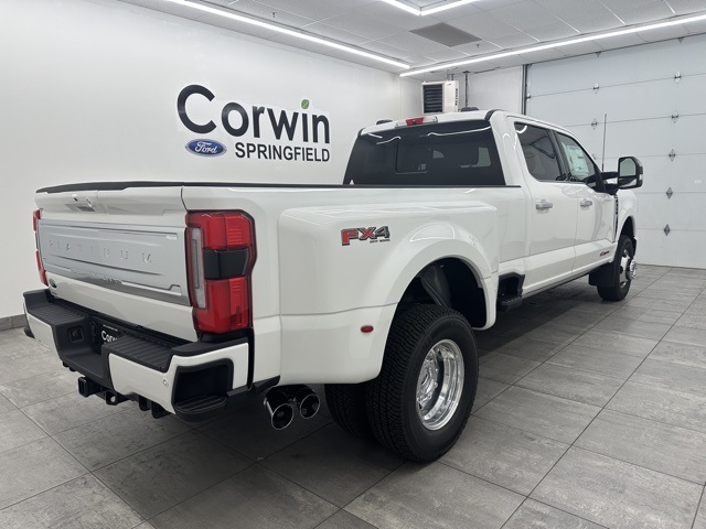 2026 Ford F-350 Platinum photo 3