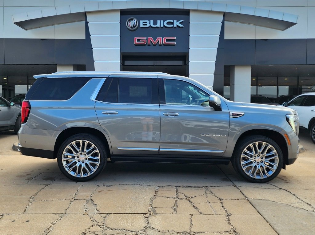 2026 Gmc Yukon Denali photo 2