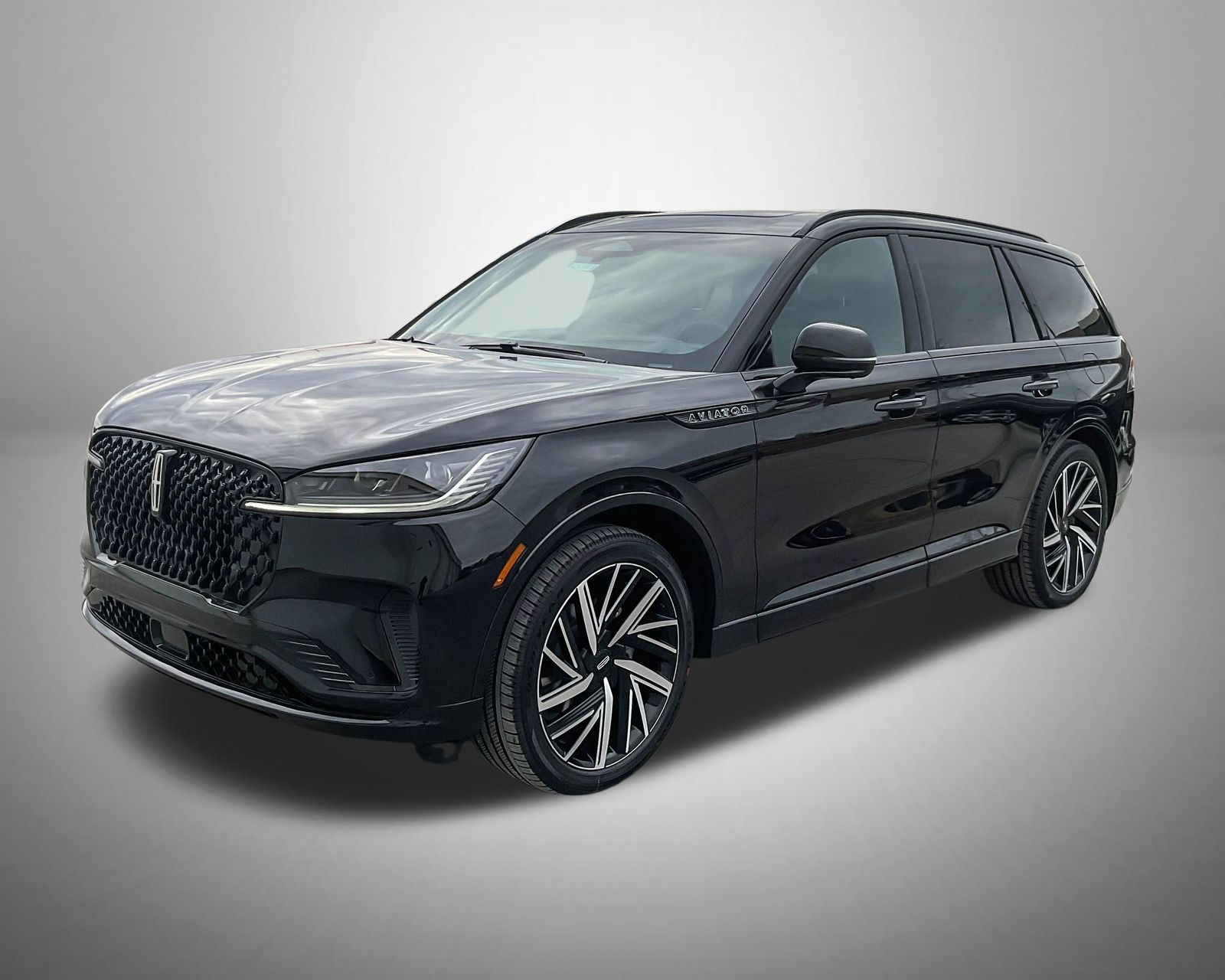 2025 Lincoln Aviator Black Label's photo