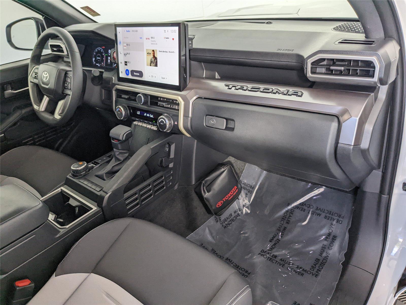 2024 Toyota Tacoma TRD Sport photo 4